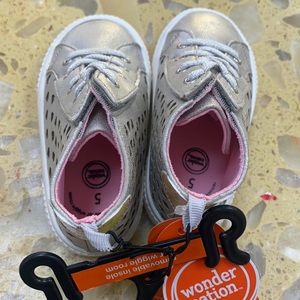 Kids girls silver sneakers